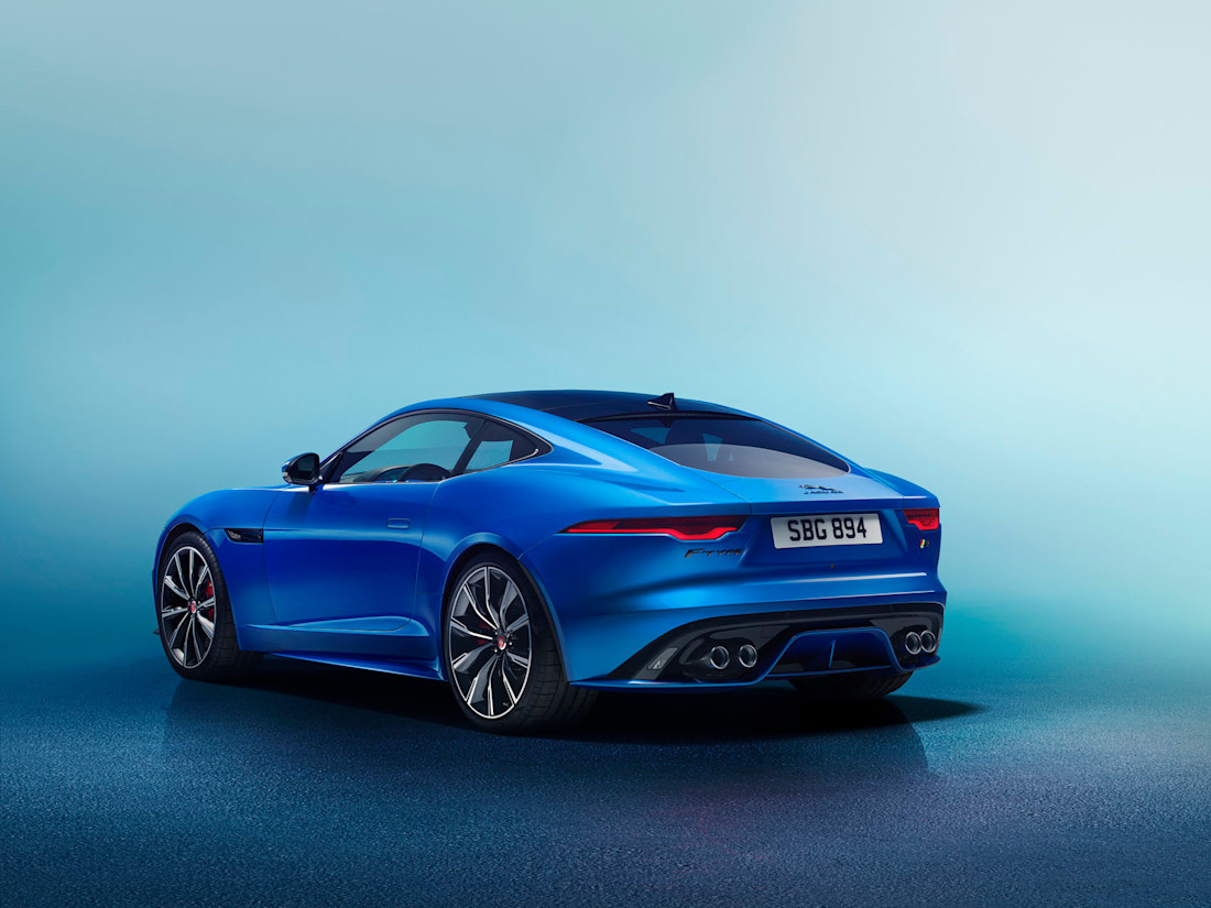 Jag_F-TYPE_R_21MY_Image_Studio_Exterior_Velocity_Blue_02.12.19_05.jpg