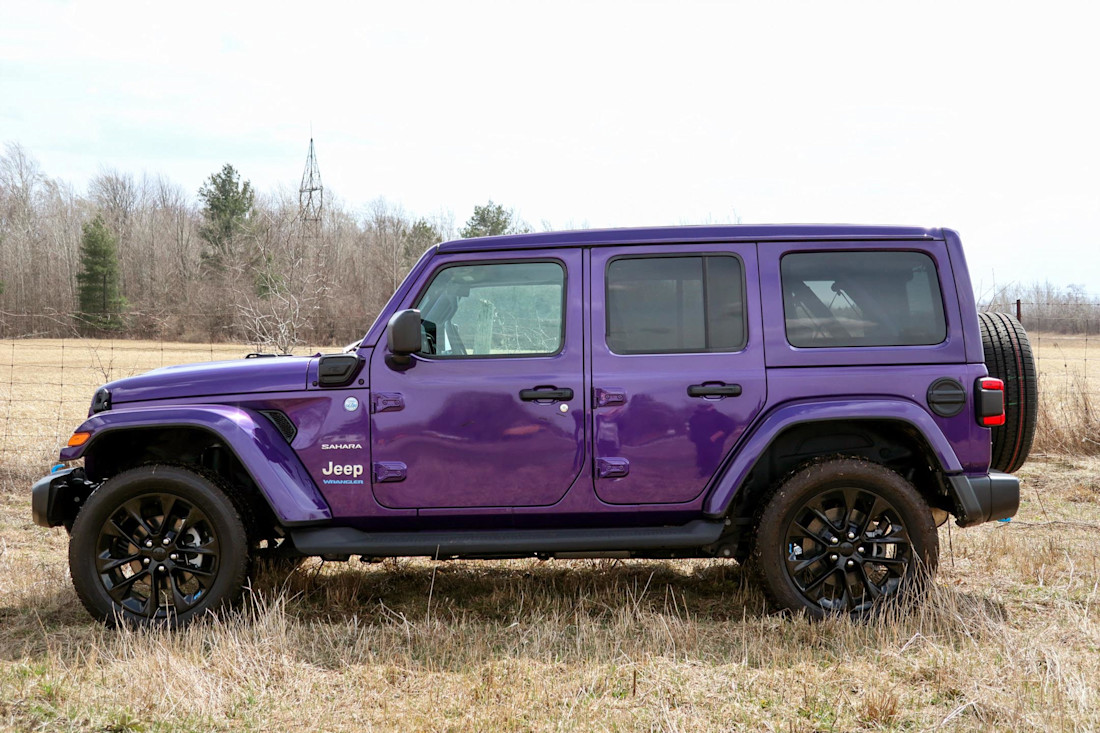 Editorial 2023 jeep wrangler sahara 4xe 06 jm