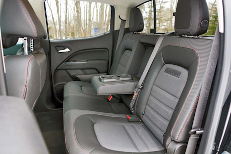 Editorial 2017 gmc canyon diesel 4wd crew cab short bed 29 ew