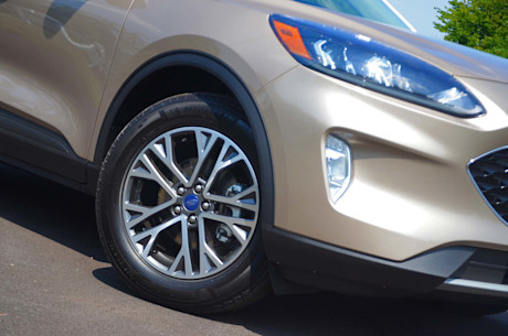 Ford Escape 2020 : essai routier Body Image