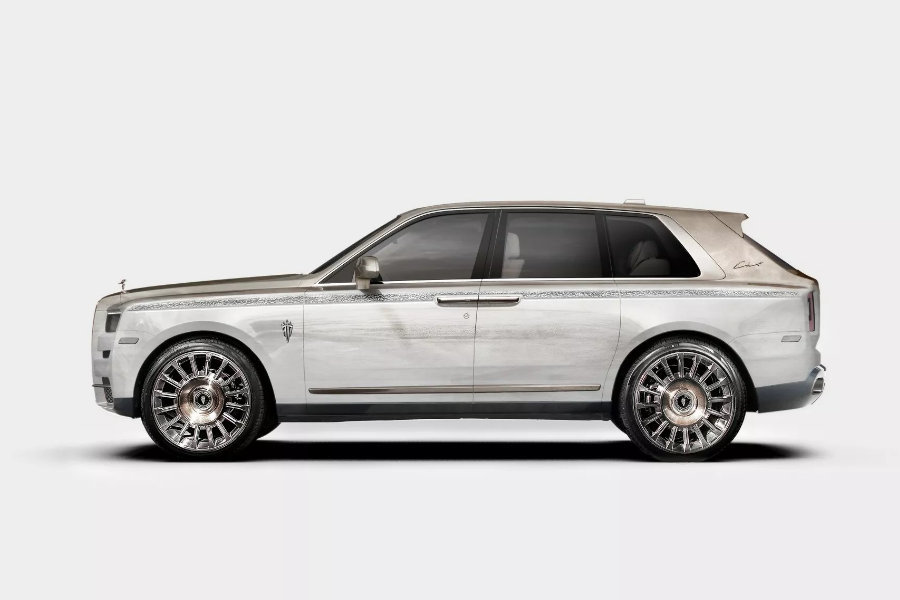 Rolls-Royce-cullinan-Carlex-Himalaya-Collection (4).jpg