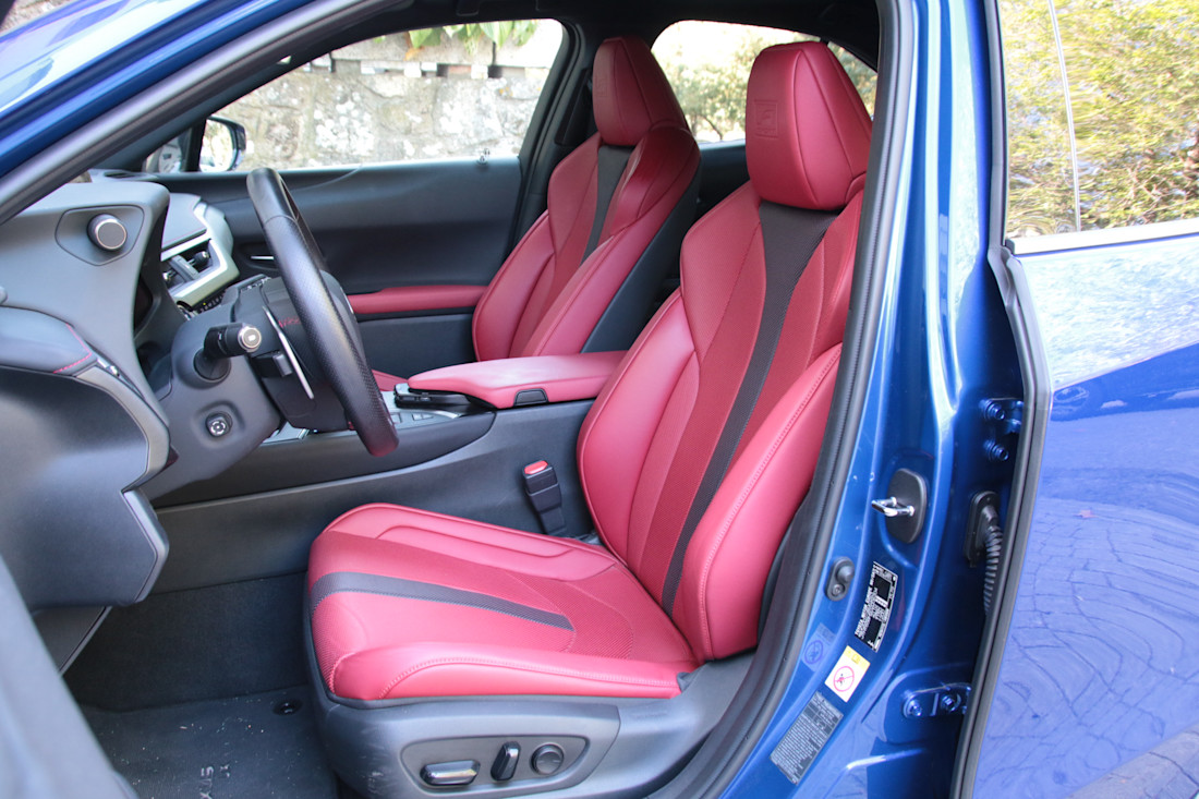 lexus-ux250h (1).JPG