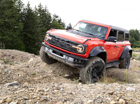 Editorial 2022 ford bronco raptor 05 jw