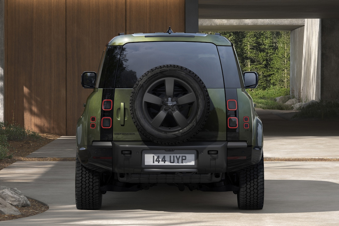 land-rover-defender-2026 (1).jpg