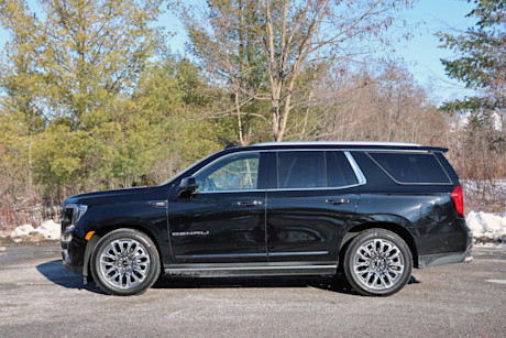 Editorial 2023 gmc yukon denali ultimate 05 jm