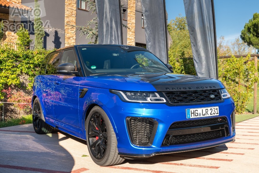 Jaguar-Land Rover SV - 3000px-25.jpg