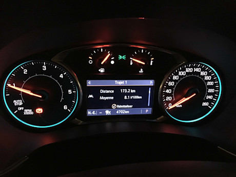 Essai hivernal : Chevrolet Equinox TI Premier Diesel 2019 Body Image