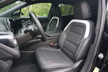 Editorial 2024 chevrolet blazer ev cabot trail nf di 240814 4