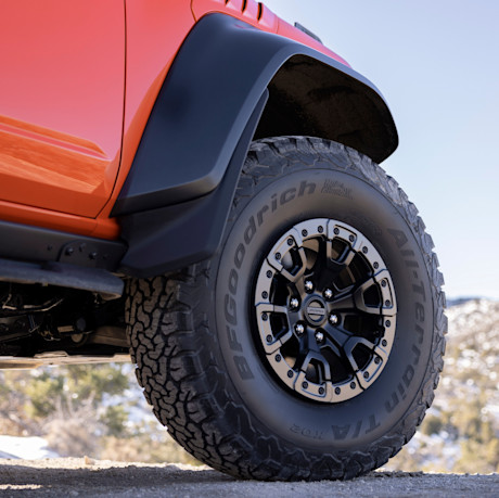 Editorial 2022 ford bronco raptor details 08
