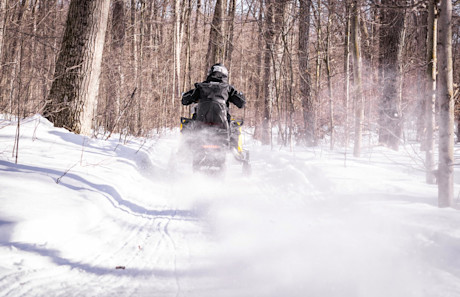 Editorial snowmobiling 101 23 dw