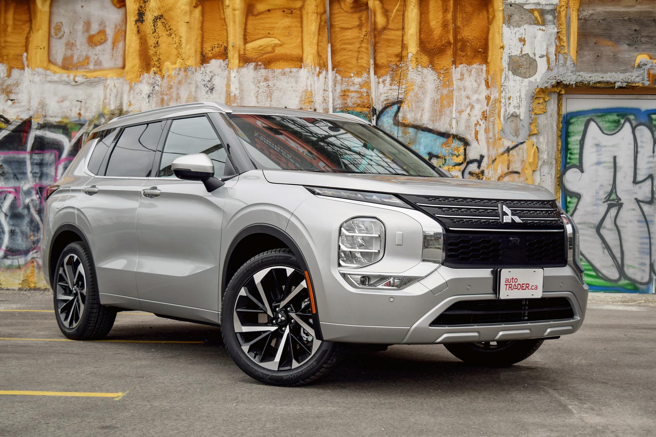 2022 Mitsubishi Outlander First Drive Review - AutoTrader.ca