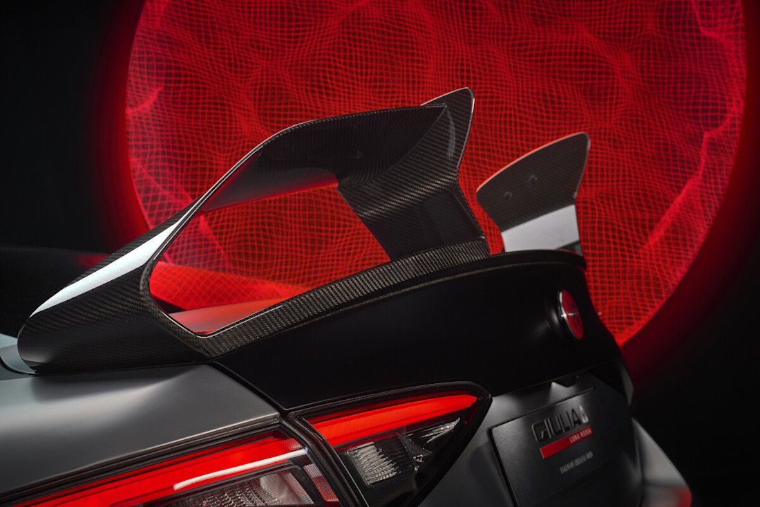 GiuliaQuadrifoglioLunaRossa (6).jpg