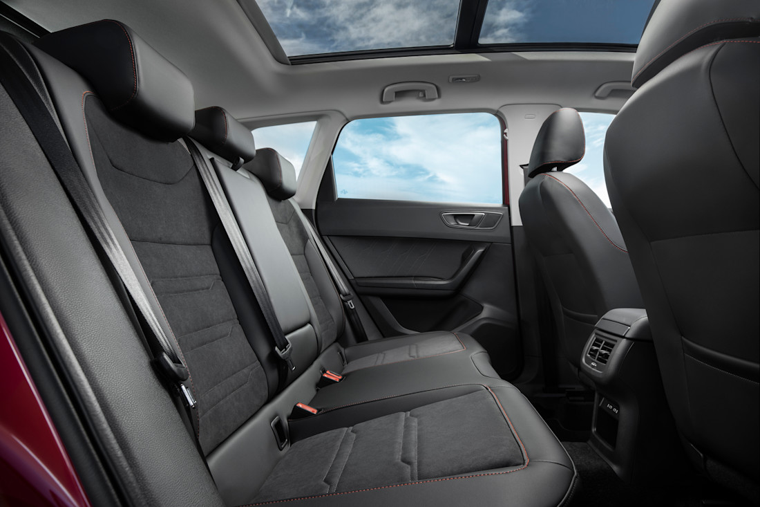 060H SEAT ATECA FR.jpg