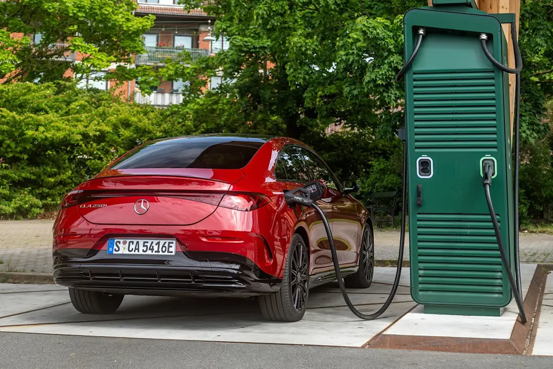 mercedes-cla-laden