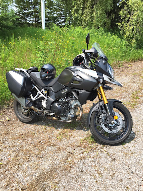 Editorial 04 jb 2015 suzuki v strom 1000