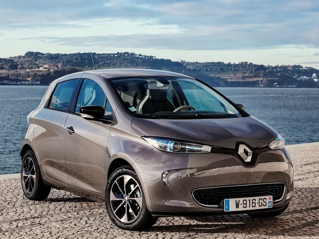 Renault-Zoe-2017-HD-812cce191c51356112038b5dcdc9d0660c093f093