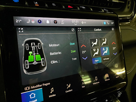 Jeep Grand Cherokee 4xe vs Mazda CX-90 PHEV 2024 : match comparatif Image