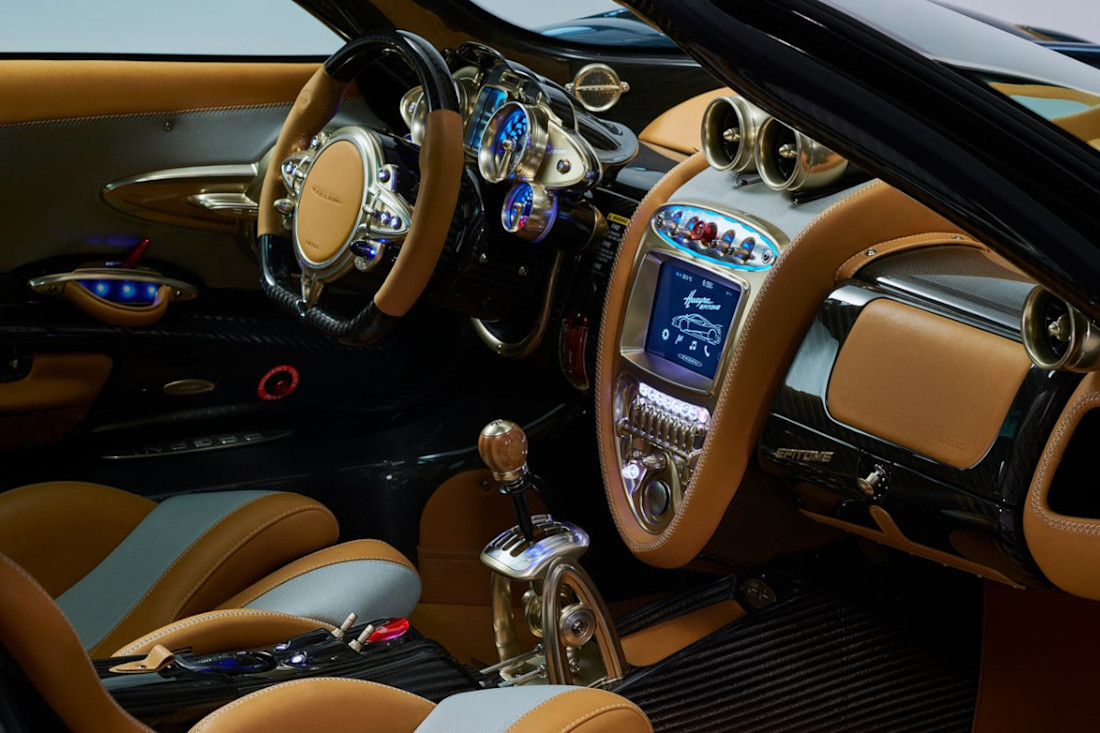Pagani-Huayra-Epitome-2024-interior (2).jpg