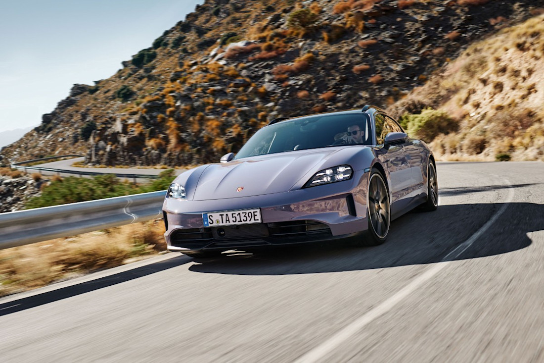 porsche-taycan-2024.AS24.jpg