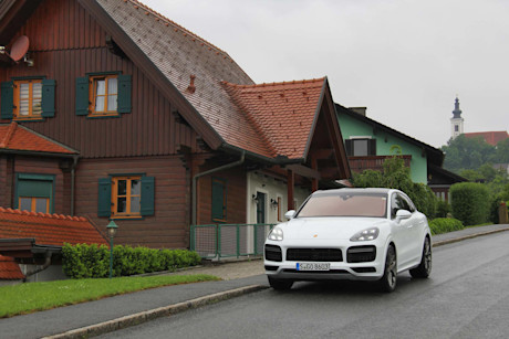Editorial 2020 porsche caynne coupe turbo 11 dw