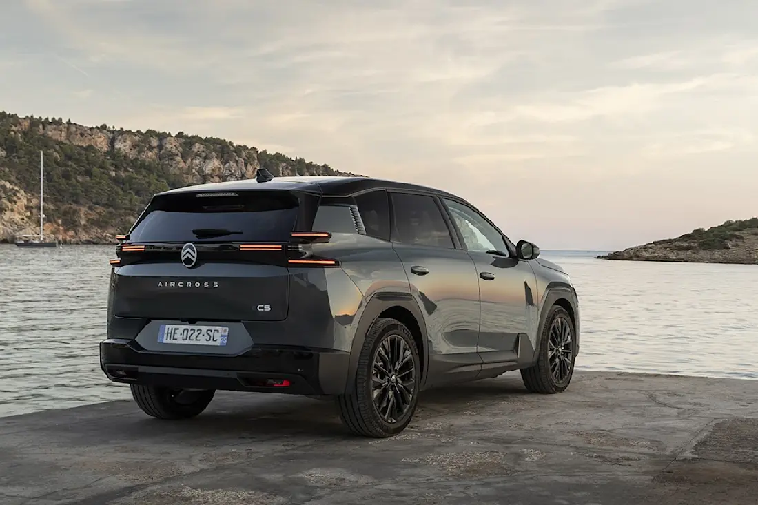 BEBE20251002 Citroën C5 Aircross 02