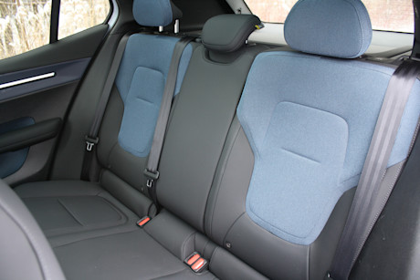 Volvo EX30 2025 vs Volvo EX40 2025 – Quel est le meilleur choix pour vous? Image