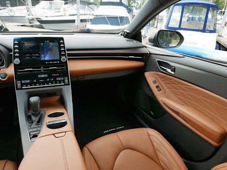 Editorial 2019 toyota avalon limited 19 bh