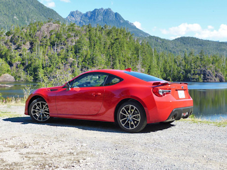 Editorial 2017 subaru brz 09 jb