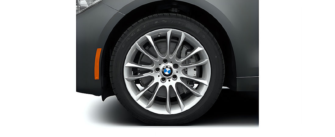 BMW 5 Series 2015 49