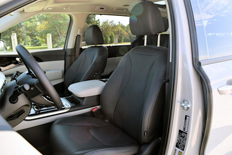 Editorial 2024 kia carnival sx td 240216 16 sha