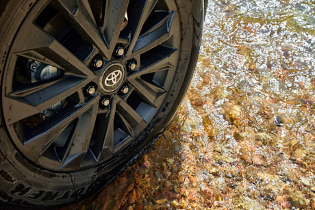 Editorial 2024 toyota land cruiser 011