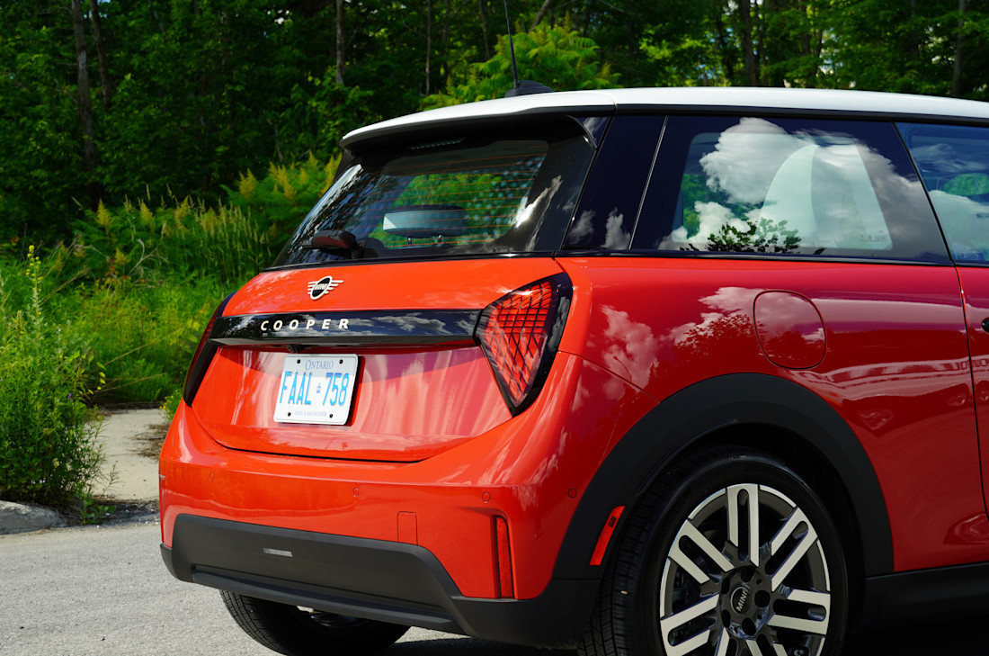 Mini-Cooper-C-2026 (2).jpg