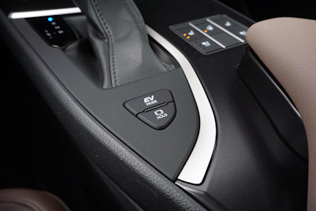 Editorial 2023 lexus ux 250h elegance special edition 22 di