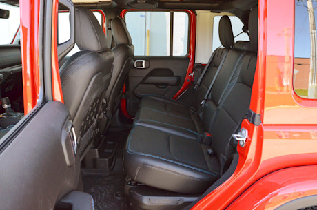 Jeep Wrangler Rubicon 4xe 2021 : essai routier Image