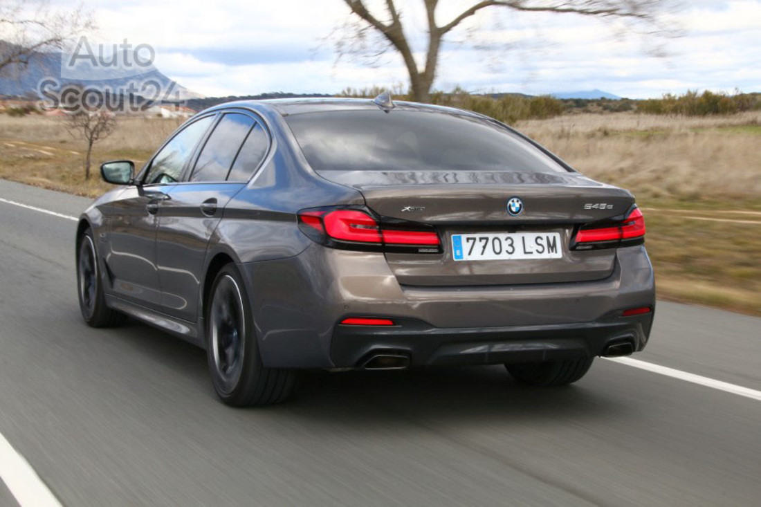 bmw-545e-01.jpg