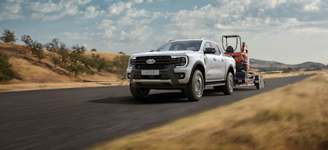 Ford Ranger PHEV (2023) banner
