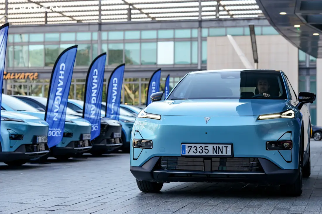 Changan Deepal S05 PHEV-1