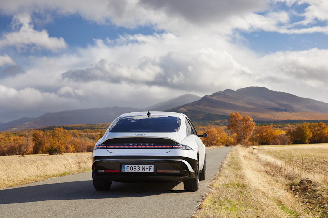 Nuevo Hyundai Ioniq 6 N Line.jpg