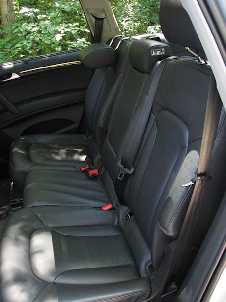 Editorial 2007 audi q7 42l premium bom 01