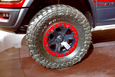 Editorial 10b dh ram rebel trx