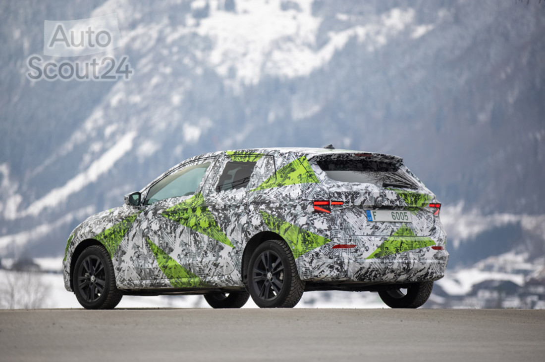 skoda-fabia-2021 (3).jpg