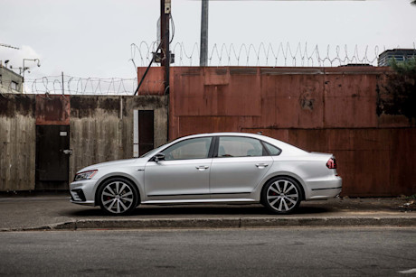 Editorial 2018 volkswagen passat gt 03 bm