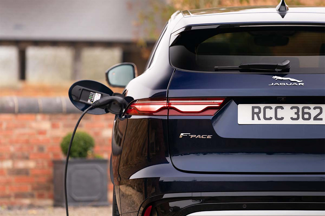 Elektrische auto opladen: het verschil tussen AC en DC