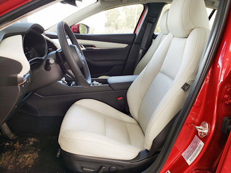 Editorial 2019 mazda3 awd 12 sw