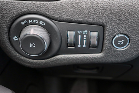 Editorial 2021 jeep cherokee trailhawk elite 32 jm