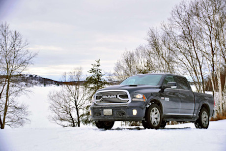 Editorial 2018 ram 1500 limited tungsten 08 jp