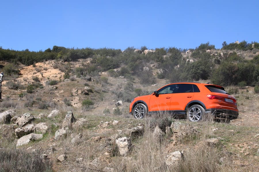 audi-q3-39.jpg