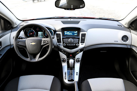 Editorial 2014 chevrolet cruze ts 13