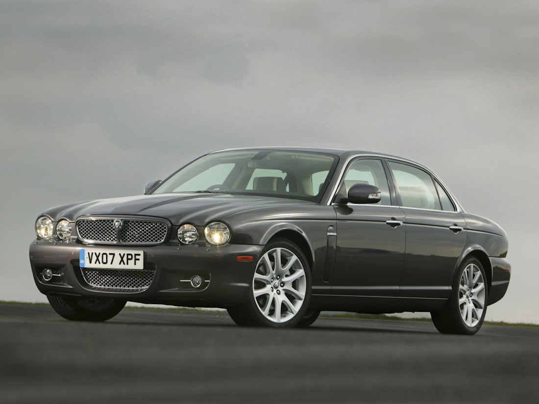 jaguar_xj_sovereign_2