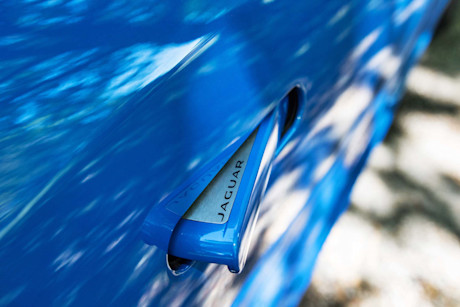 Editorial 2018 jaguar f type svr coupe 14 bm